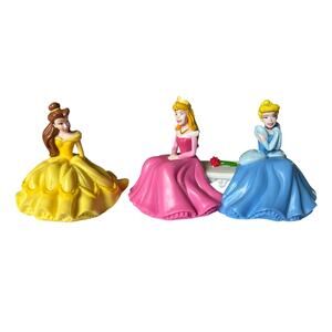 Disney Princess Cinderalla, Belle & Sleeping Beauty Sitting Table Cake Topper